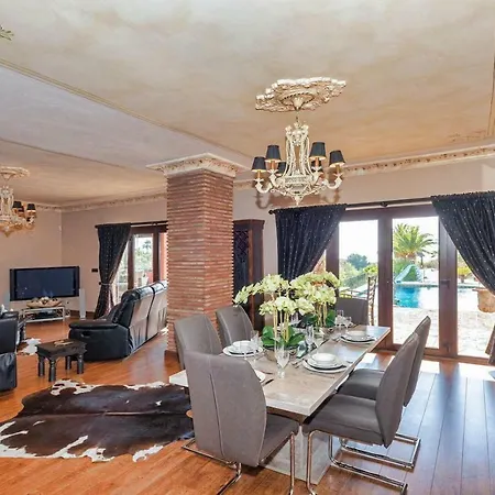 Casa Alexander Villa